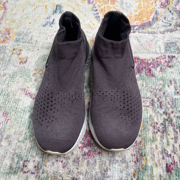 Nike Rise React Flyknit Thunder Grey - Picture 7 of 8